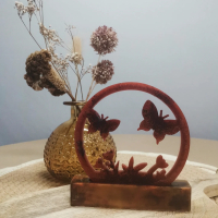 Vlinders in cirkel op smalle standaard 